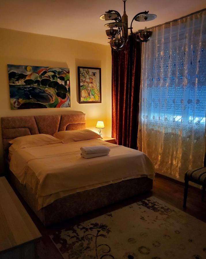 Unique Traditional House, Hosted By J&G Τίρανα Εξωτερικό φωτογραφία
